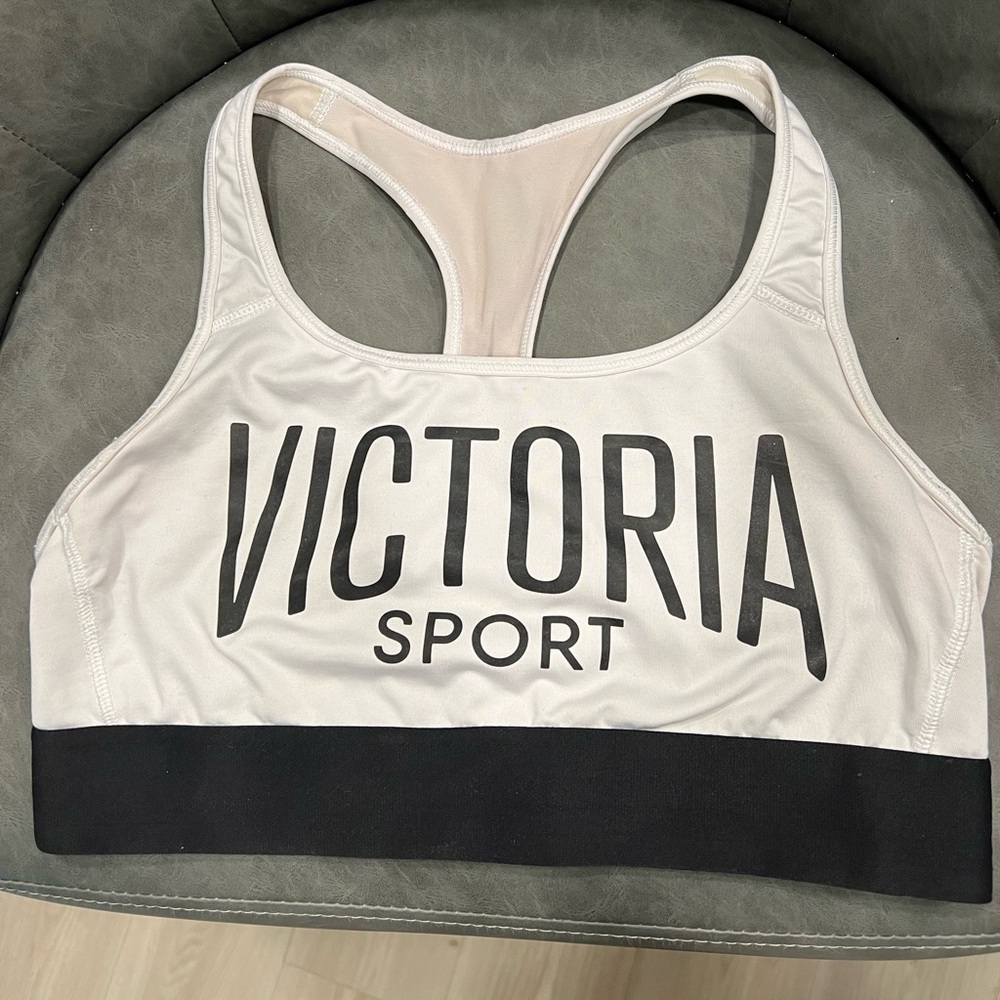 Victoria Sport Sports Bra